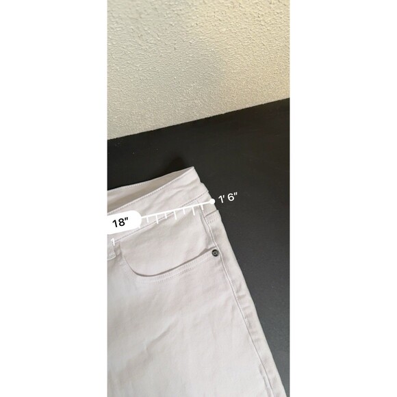 ZLZ Men's White Jeans Stretch Slim Fit Younger-Looking Comfy Pants Size 36 EUC - Picture 11 of 14